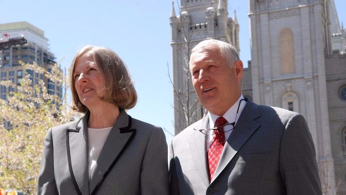 Clark and Nora Bishop