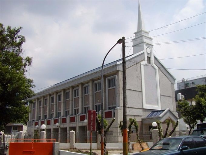 土城教堂 – 2002年奉獻啟用
