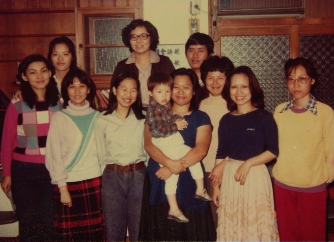 (1981年4月22日?)在吉利街教堂，神學研究所演講比賽後留影