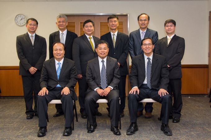 前排由左至右：東台中支聯會會長張志勳會長、南台中支聯會會長何紹銘會長、西台中支聯會會長廖吉順會長，後排由左至右：東台中支聯會會長團第一諮理吳仲鎧會長、第二諮理郜炳耀會長、南台中支聯會會長團第一諮理馮國維會長、第二諮理楊國政會長、西台中支聯會會長團第一諮理黃永達會長、第二諮理林育邦會長。