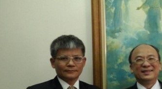 民雄分會會長 李孟玢（中）第一諮理 鄭啟林（左）第二諮理周正章（右）