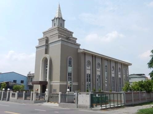 旗山教堂  2009年落成奉獻
高雄市84244旗山區旗屏一路28號